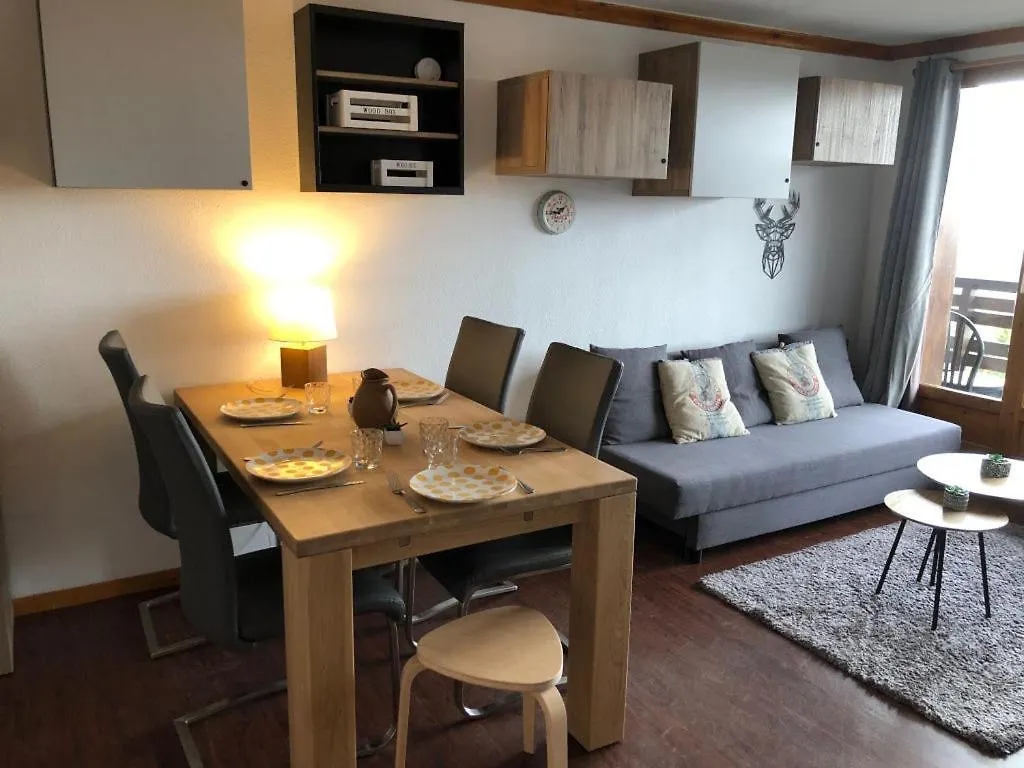 Apartment Lama-Gite-Des-Puys T3 Lamadalet, Vue Sud, Terrasse, Parking Prive Super Besse